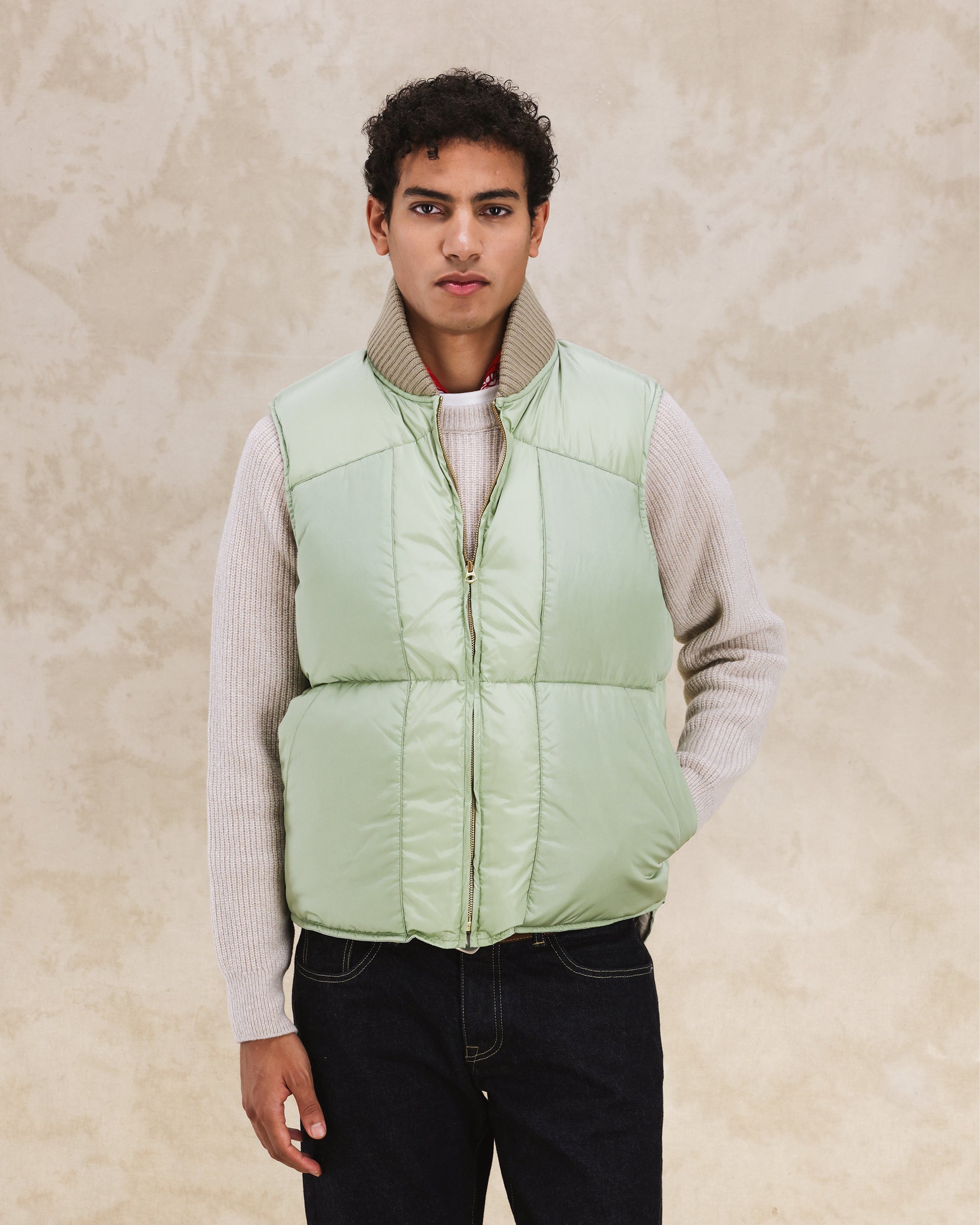 Queen Vest Padded