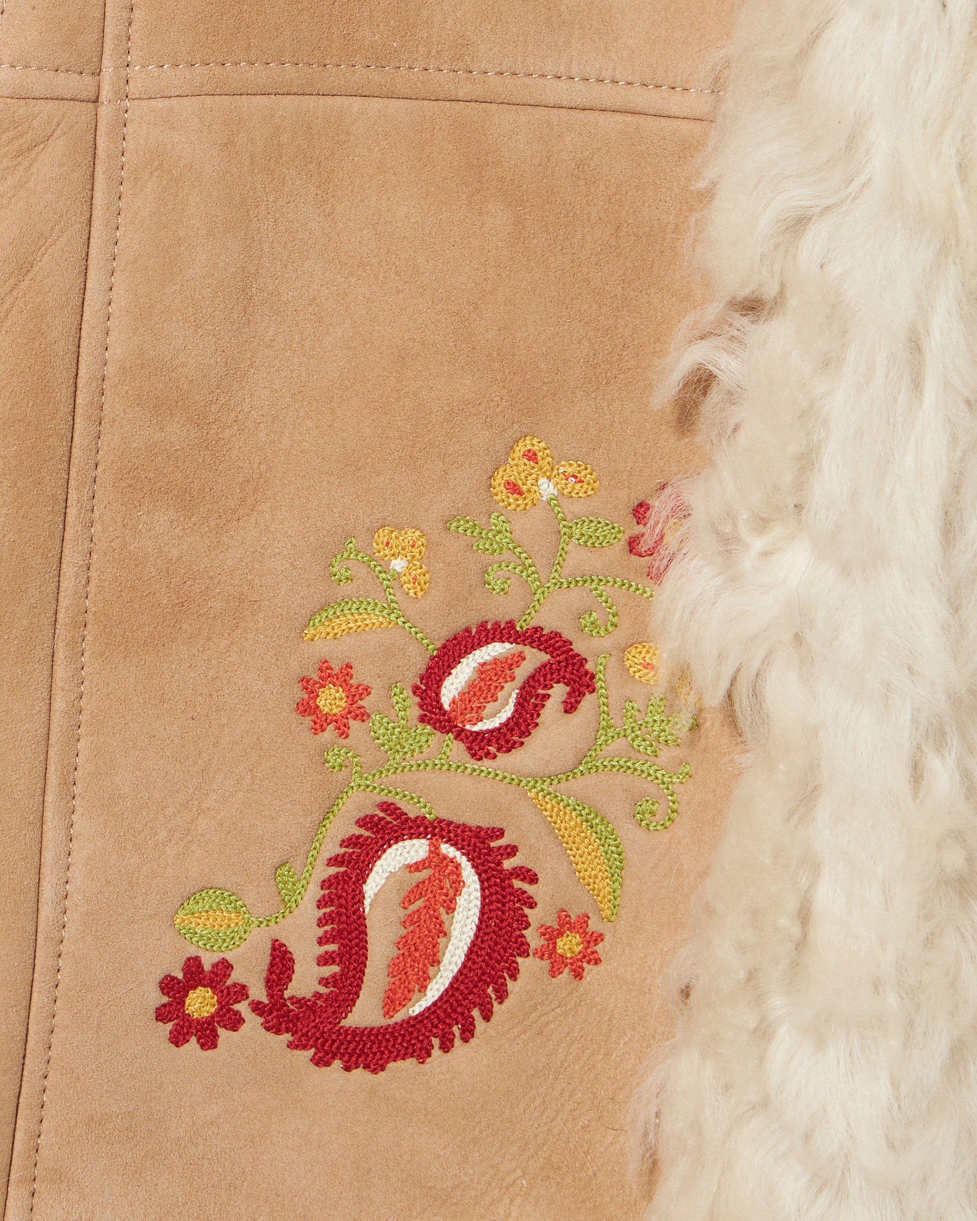 Donna Vest Embroidered Shierling