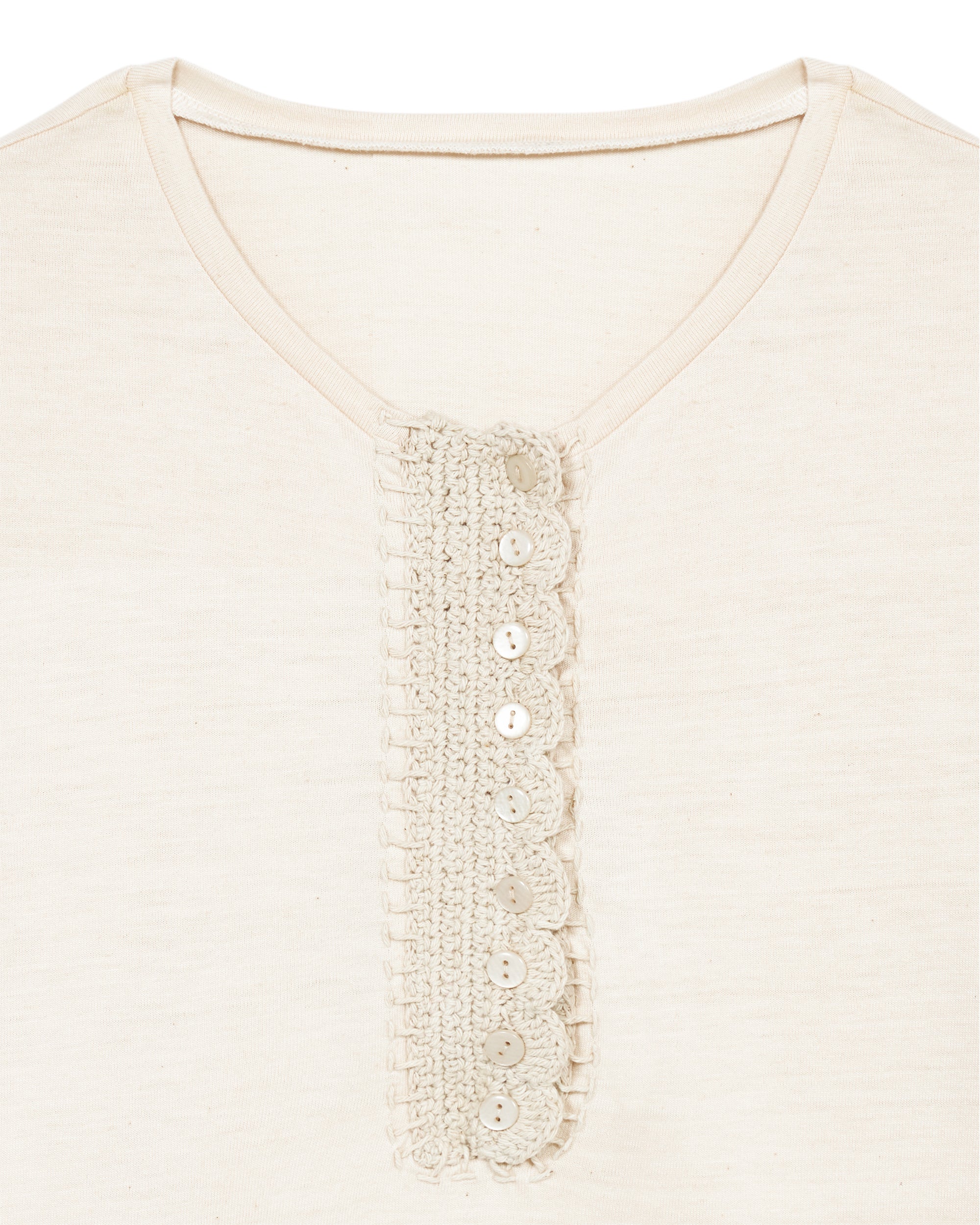 Cherry T-shirt Henley Crochet