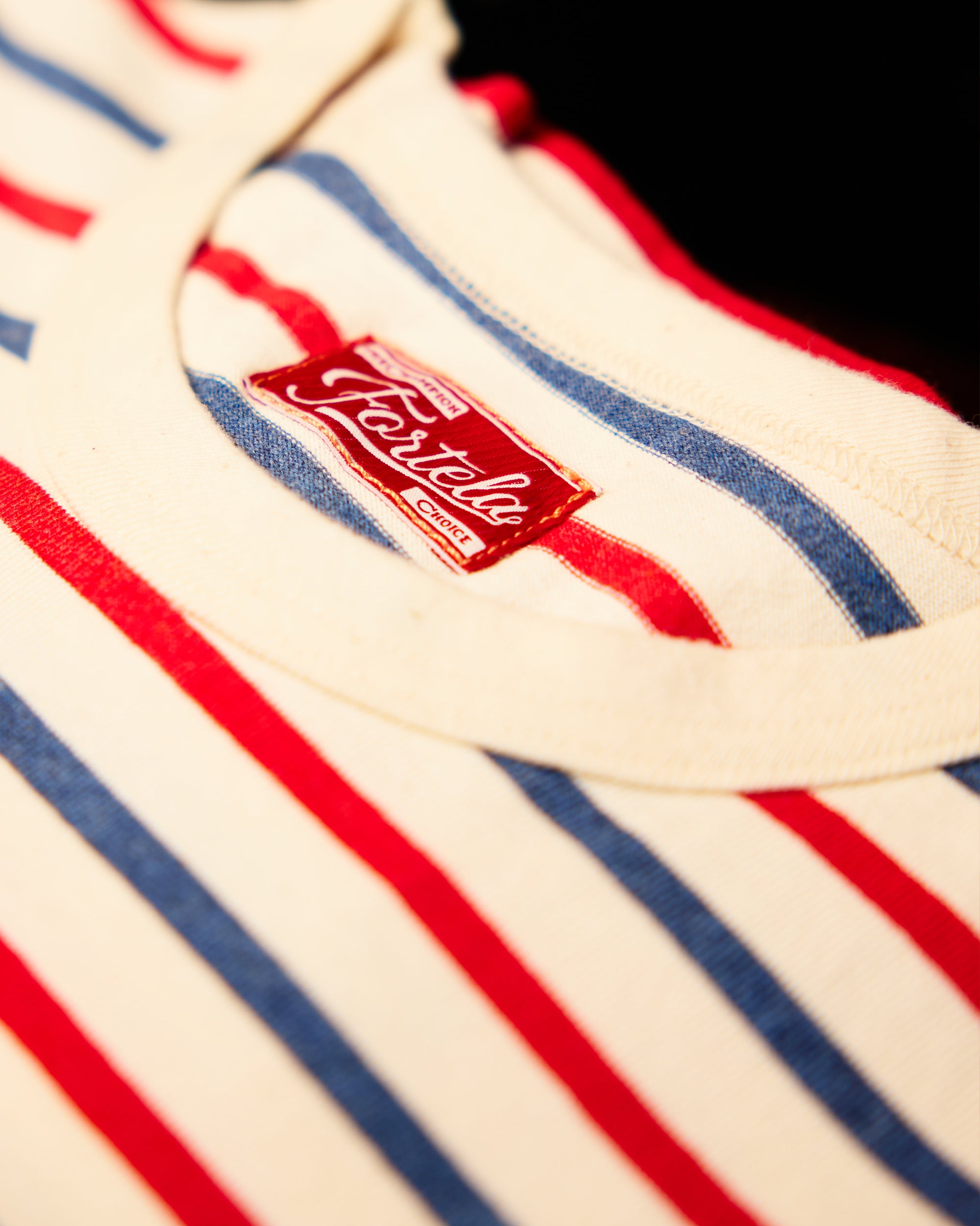 Yakut T-shirt Motivo Ribbed