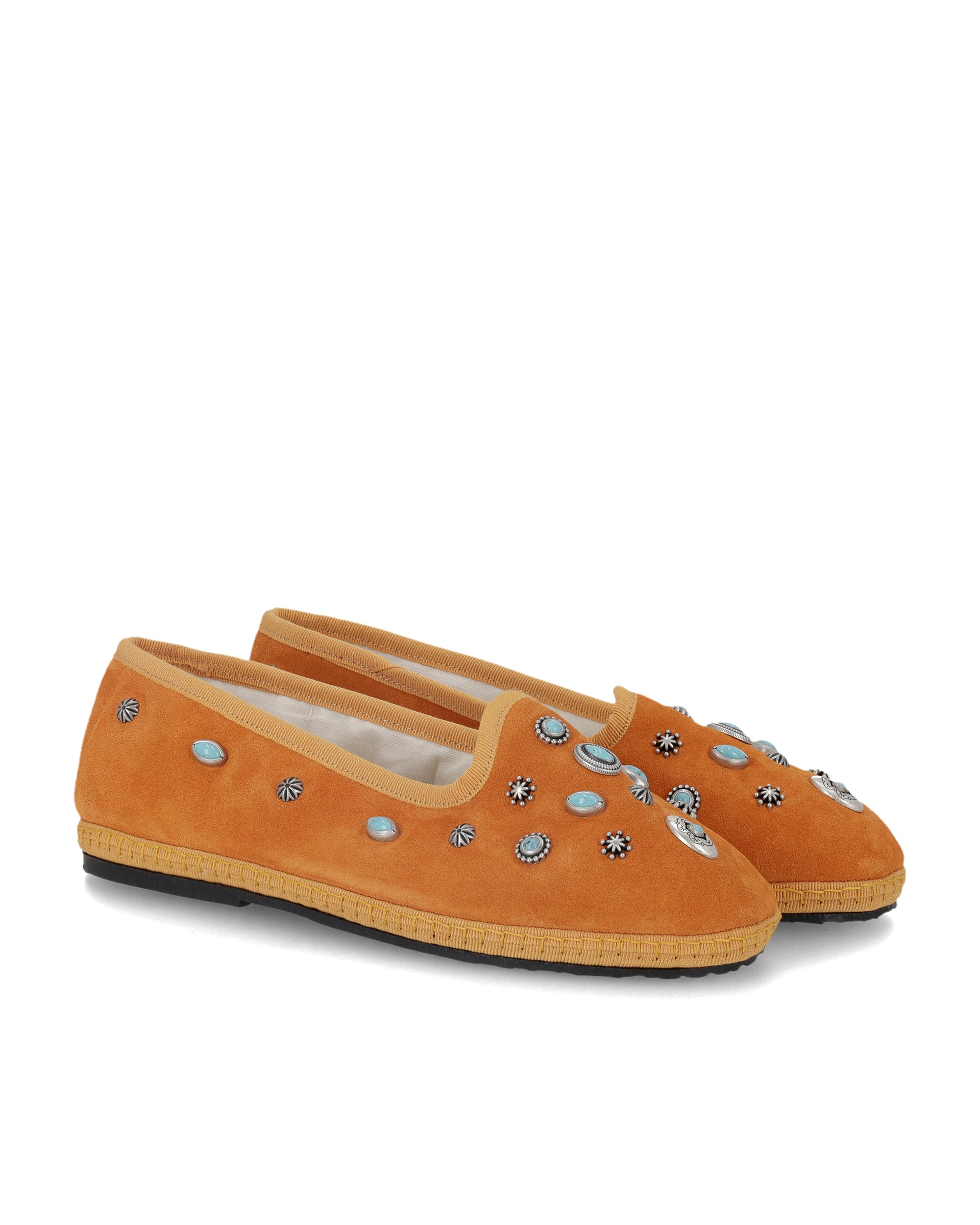 Frutate Friulane In Pelle Scamosciata Con Borchie